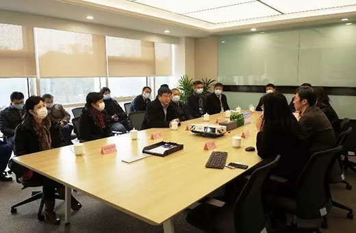 上海市副市长陈群一行光临上Ｈ松褪遣┕偻攀硬斓餮