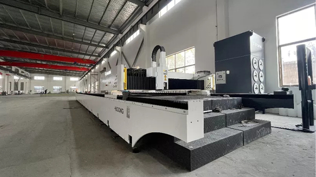 人生就是博官网HGLX高精度激光切割机