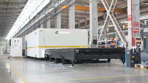 人生就是博官网高功率宽幅激光切割机