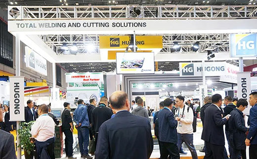 第二届进博会人生就是博官网意大利CEA展位现场图片