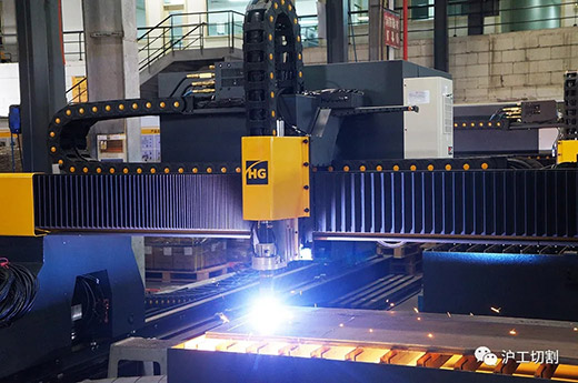 人生就是博官网全自动等离子切割分拣一体机